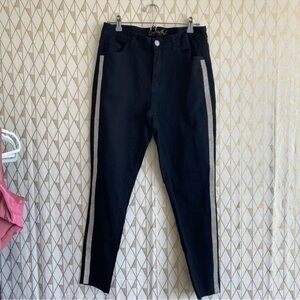 Bedazzled high rise ankle skinny pants​
